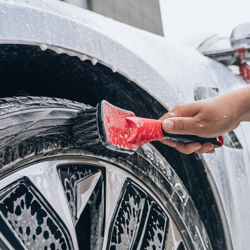 Maxshine Soft Grip Tyre Cleaning Brush - Short Handle